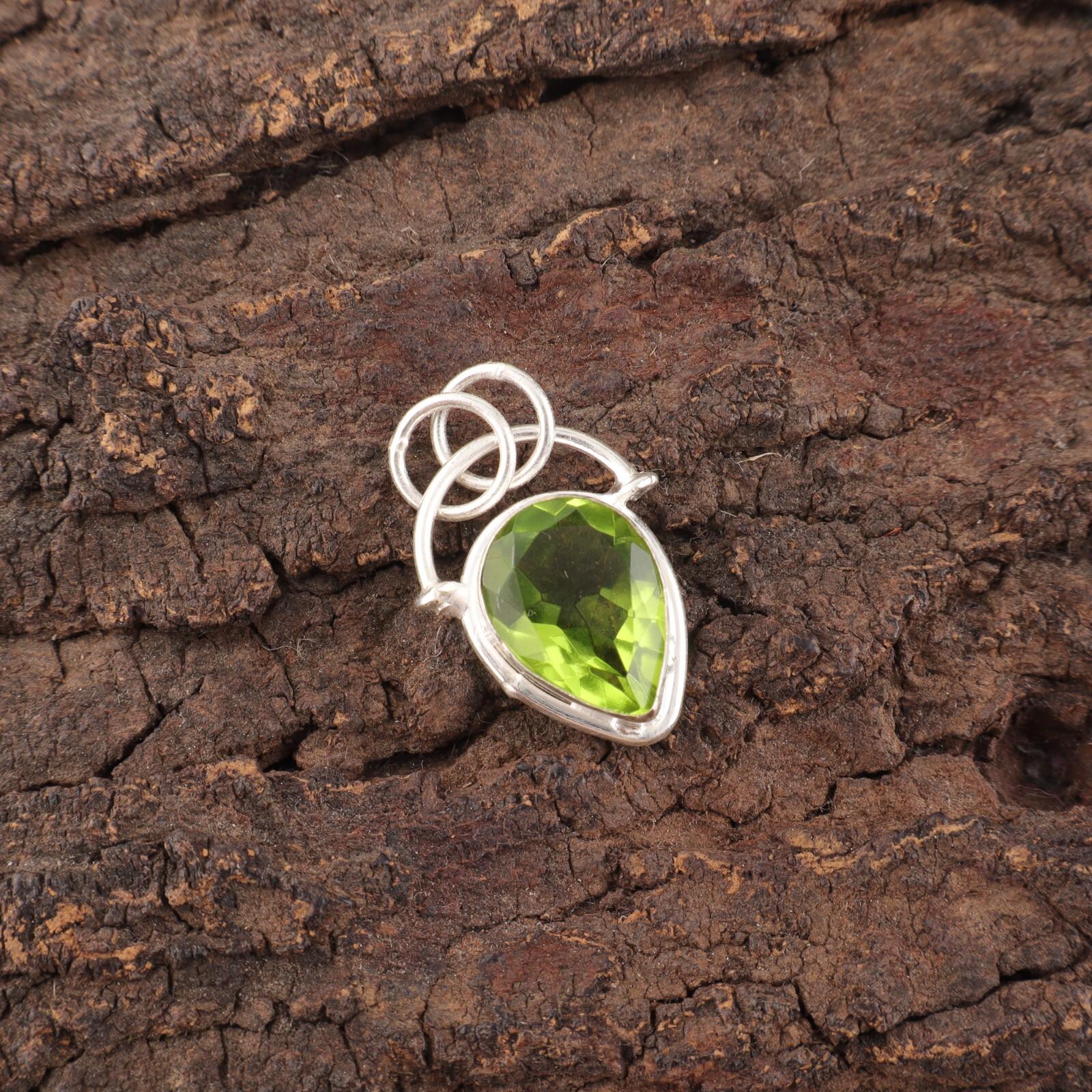 Natural Peridot Best Friend Gift Art Deco Anniversary Pendant Jewelry 925 Silver PP-56-6
Natural Peridot Best Friend Gift Art Deco Anniversary Pendant Jewelry 925 Silver PP-56-6