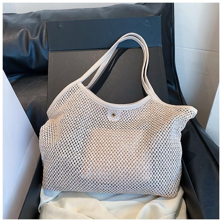 Summer new fashion women s handheld woven bag fashion shoulder tote bag seaside beach straw bag хакі
Summer new fashion women s handheld woven bag fashion shoulder tote bag seaside beach straw bag хакі