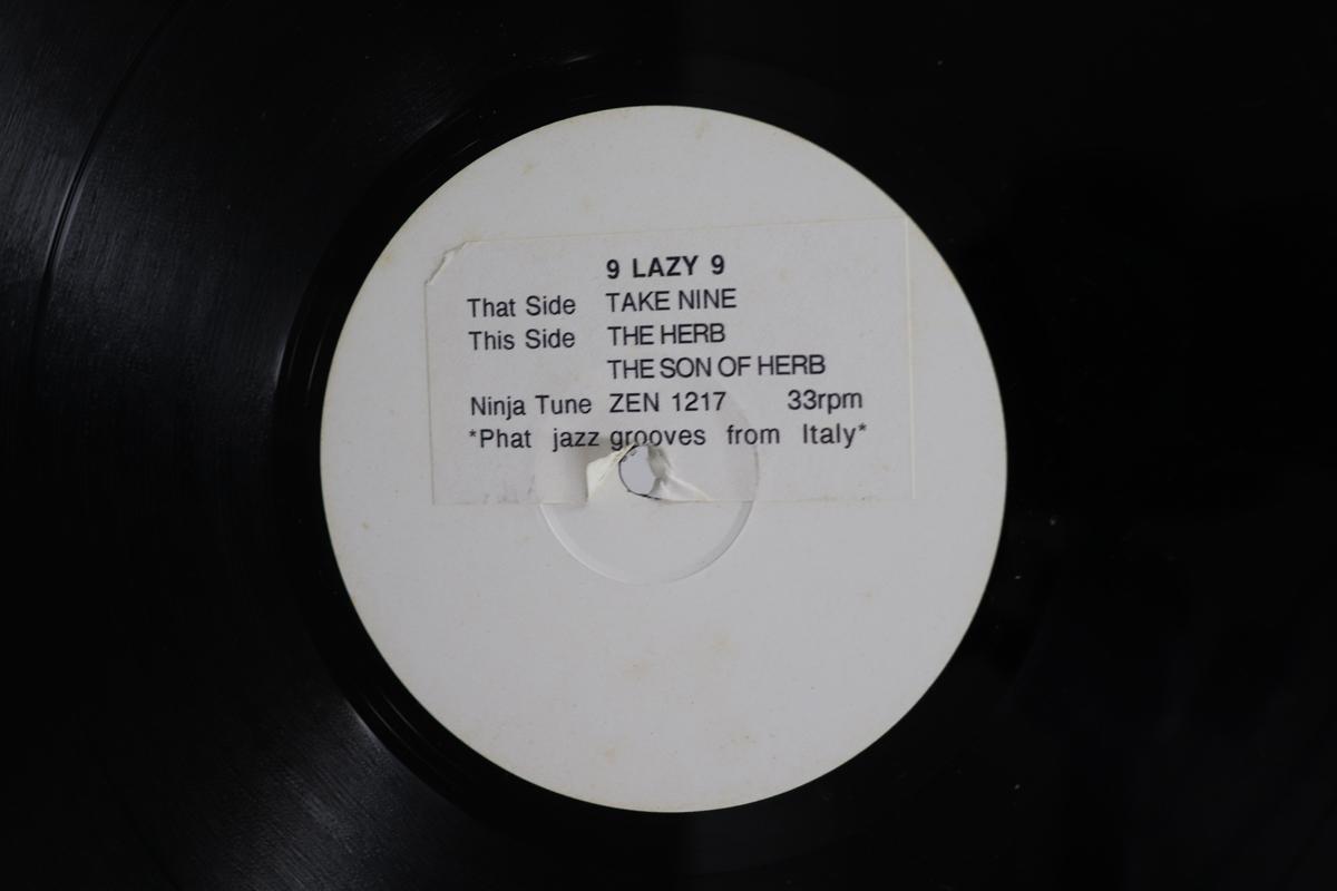 12inch Record 9 LAZY 9 Take 9 ZEN1217PROMO NINJA TUNE 1993 UK Dance Electronica Used
12inch Record 9 LAZY 9 Take 9 ZEN1217PROMO NINJA TUNE 1993 UK Dance Electronica Used