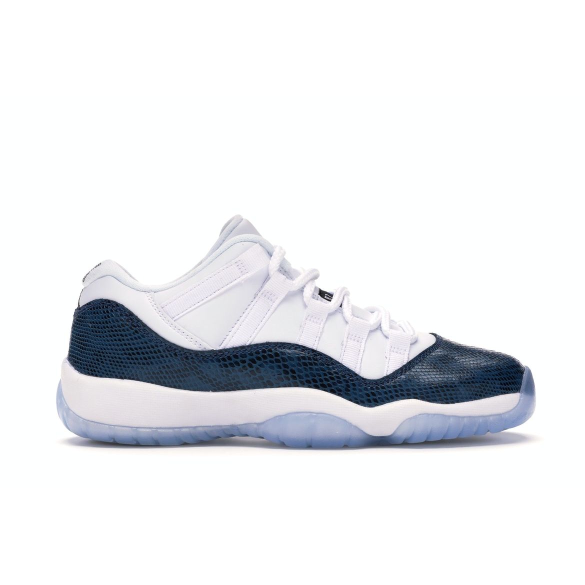 Air Jordan Jordan 11 Retro Low GS Navy Snakeskin 2019 Детские кроссовки Синий Белый Черный-Темно-синий CD6847-102
Air Jordan Jordan 11 Retro Low GS Navy Snakeskin 2019 Детские кроссовки Синий Белый Черный-Темно-синий CD6847-102