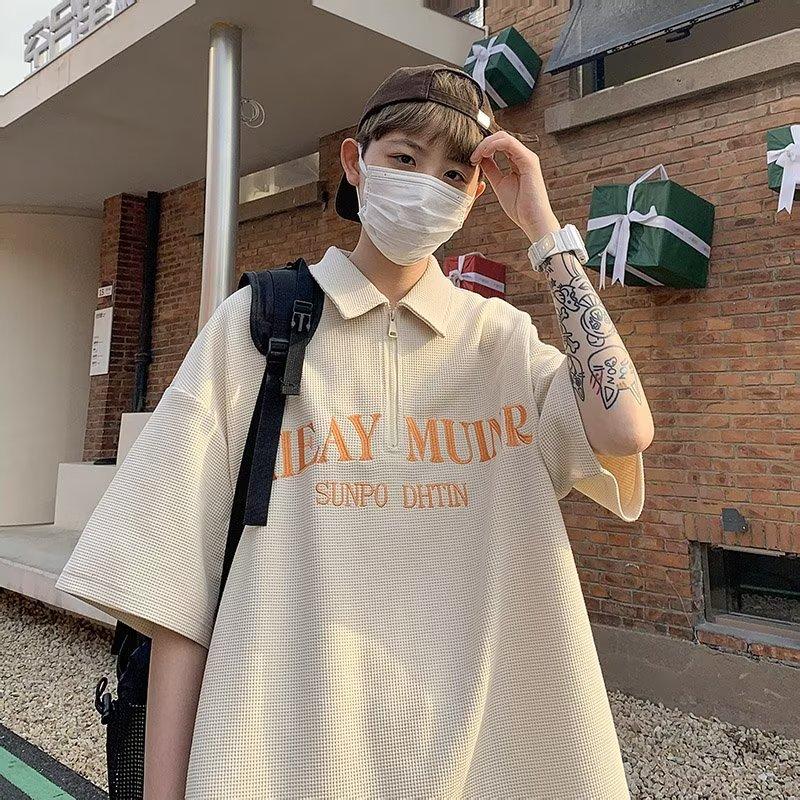 Мужская футболка с коротким рукавом, летние свободные модные футболки с половиной рукавом для мужчин, топ с круглым вырезом, корейский мужской тренд, простой мужской топ с принтом
Мужская футболка с коротким рукавом, летние свободные модные футболки с половиной рукавом для мужчин, топ с круглым вырезом, корейский мужской тренд, простой мужской топ с принтом