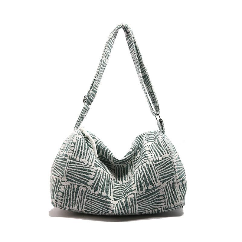 Striped commuter tote bag casual new fashion Korean messenger bag light large capacity foreign style shoulder bag зелений
Striped commuter tote bag casual new fashion Korean messenger bag light large capacity foreign style shoulder bag зелений