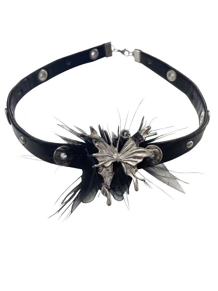 Black leather butterfly feather necklace female sweet cool babes pure desire wind niche design autumn and winter sweater chain collarbone chain
Black leather butterfly feather necklace female sweet cool babes pure desire wind niche design autumn and winter sweater chain collarbone chain