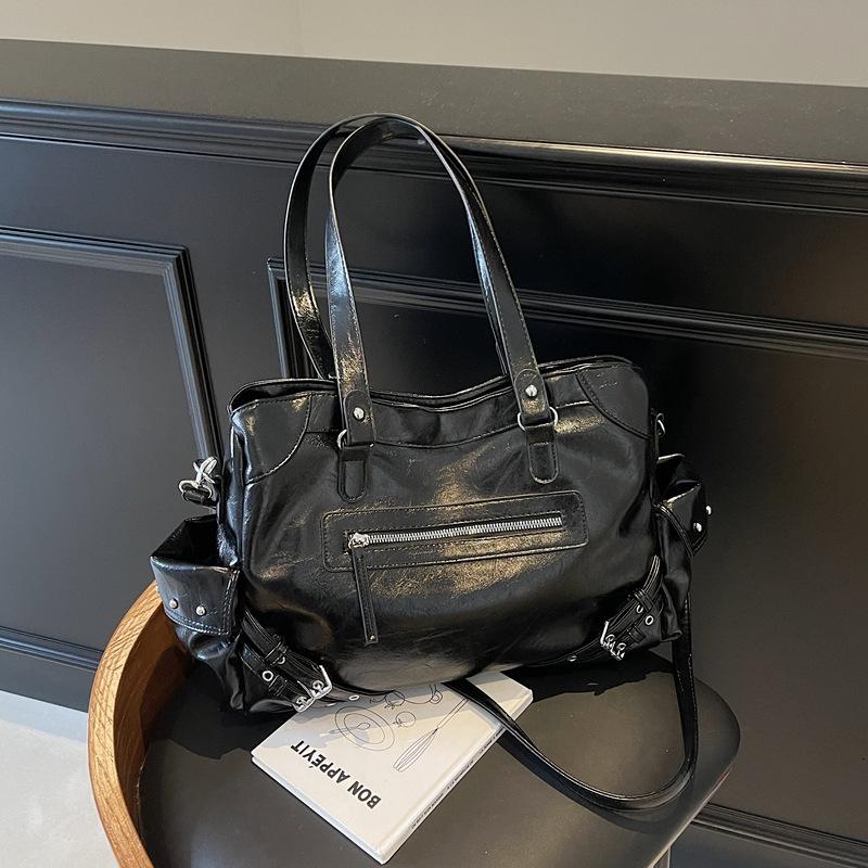 Міжкордонна жіноча дизайнерська сумка-тоут великої місткості з заклепками – Модна та універсальна корейська сумка через плече One Size чорний
Міжкордонна жіноча дизайнерська сумка-тоут великої місткості з заклепками – Модна та універсальна корейська сумка через плече One Size чорний