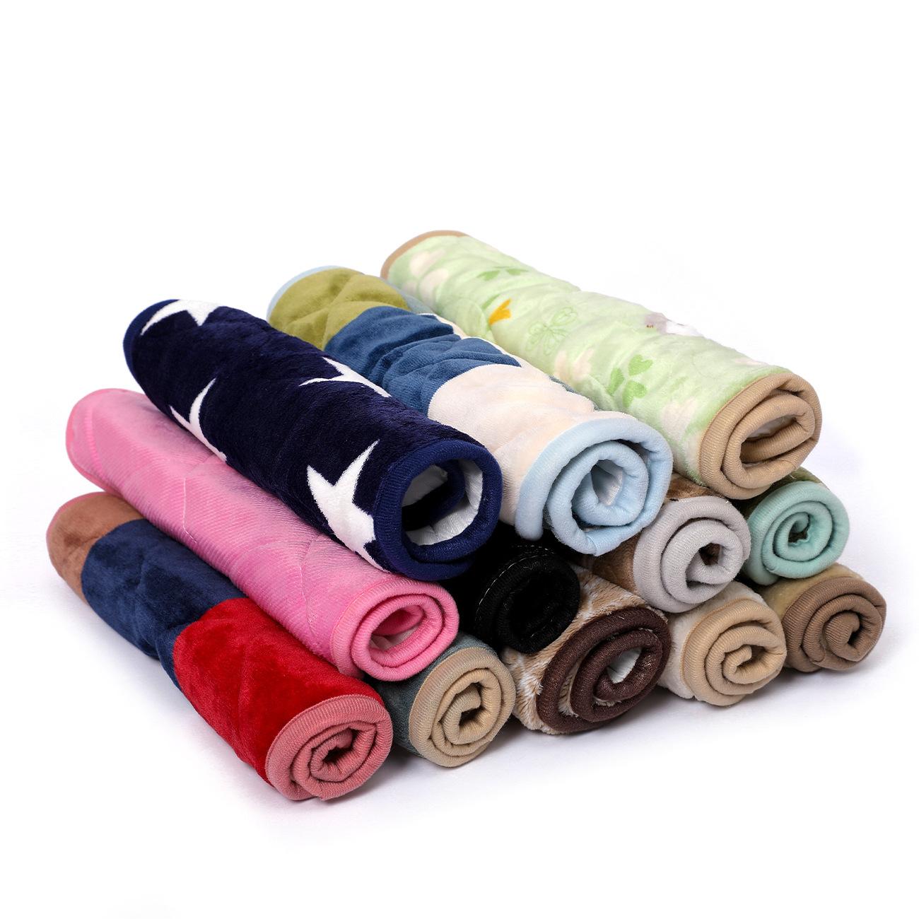 Cartoon printed warm cotton pet blanket Pippi Tao random quilted pet cushion S: 40 * 50cm (suitable for within 5kg)
Cartoon printed warm cotton pet blanket Pippi Tao random quilted pet cushion S: 40 * 50cm (suitable for within 5kg)