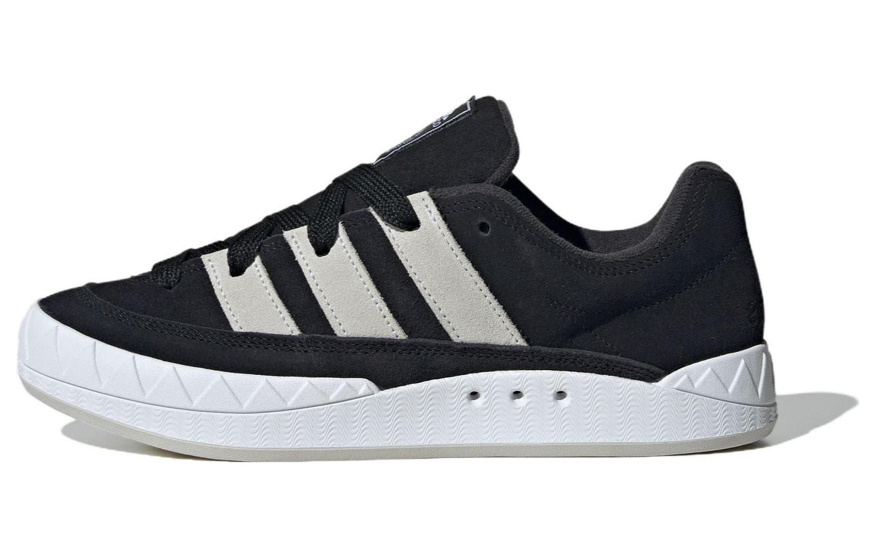 Adidas Adimatic Black Crystal White ID8265 36
Adidas Adimatic Black Crystal White ID8265 36