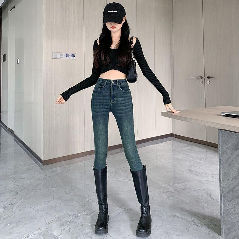 Velvet High-waisted Slim Jeans for Women In Autumn and Winter New Embroidered Design Pencil Pants Slim Feet Pants XXL
Velvet High-waisted Slim Jeans for Women In Autumn and Winter New Embroidered Design Pencil Pants Slim Feet Pants XXL