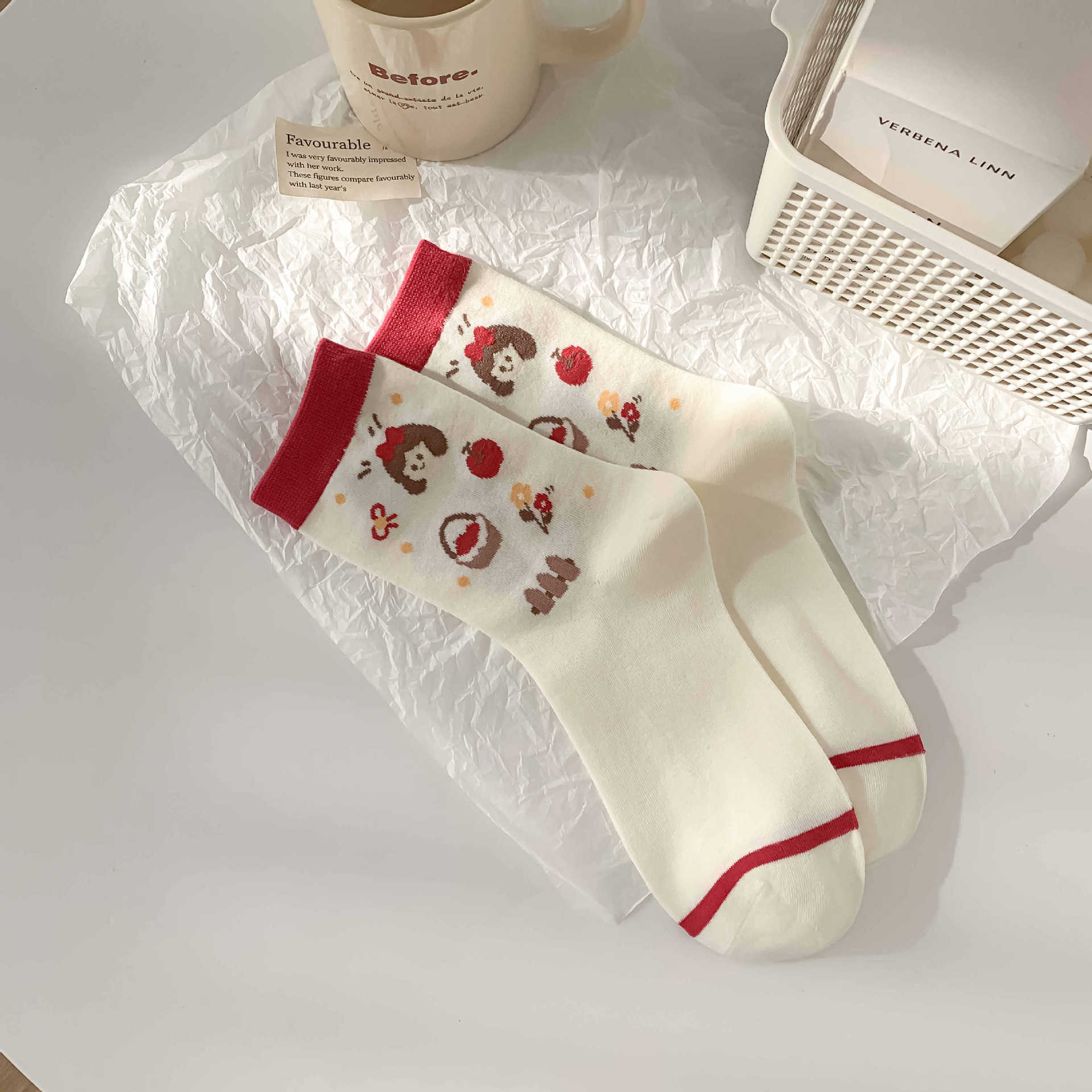 Fairy Tale Town Socks Medium Tube Tide Versatile Cute Floral Sweet Versatile Student Socks One size
Fairy Tale Town Socks Medium Tube Tide Versatile Cute Floral Sweet Versatile Student Socks One size