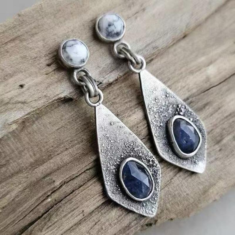 Jianjie Women s Vintage Dark Blue Cut Zirconia Inlaid Rhombus Pendant Earrings Ethnic Style Dainty Ear Jewelry Trend Silver срібний
Jianjie Women s Vintage Dark Blue Cut Zirconia Inlaid Rhombus Pendant Earrings Ethnic Style Dainty Ear Jewelry Trend Silver срібний