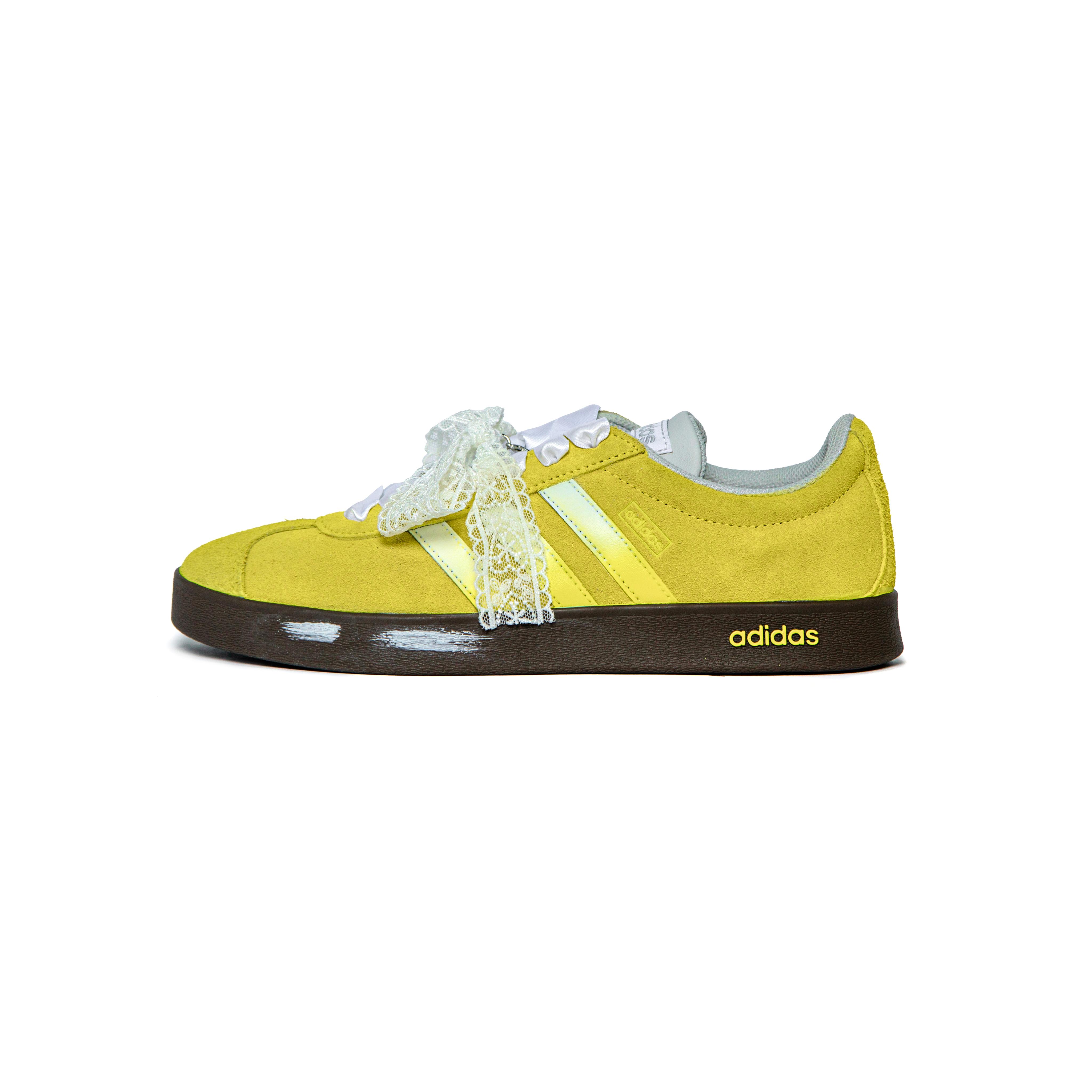 Adidas VL COURT 2.0 Lemon Yellow Lace Butterfly, Woven By Vine Skateboard Shoes Unisex HQ1802(Team1347-) 40
Adidas VL COURT 2.0 Lemon Yellow Lace Butterfly, Woven By Vine Skateboard Shoes Unisex HQ1802(Team1347-) 40