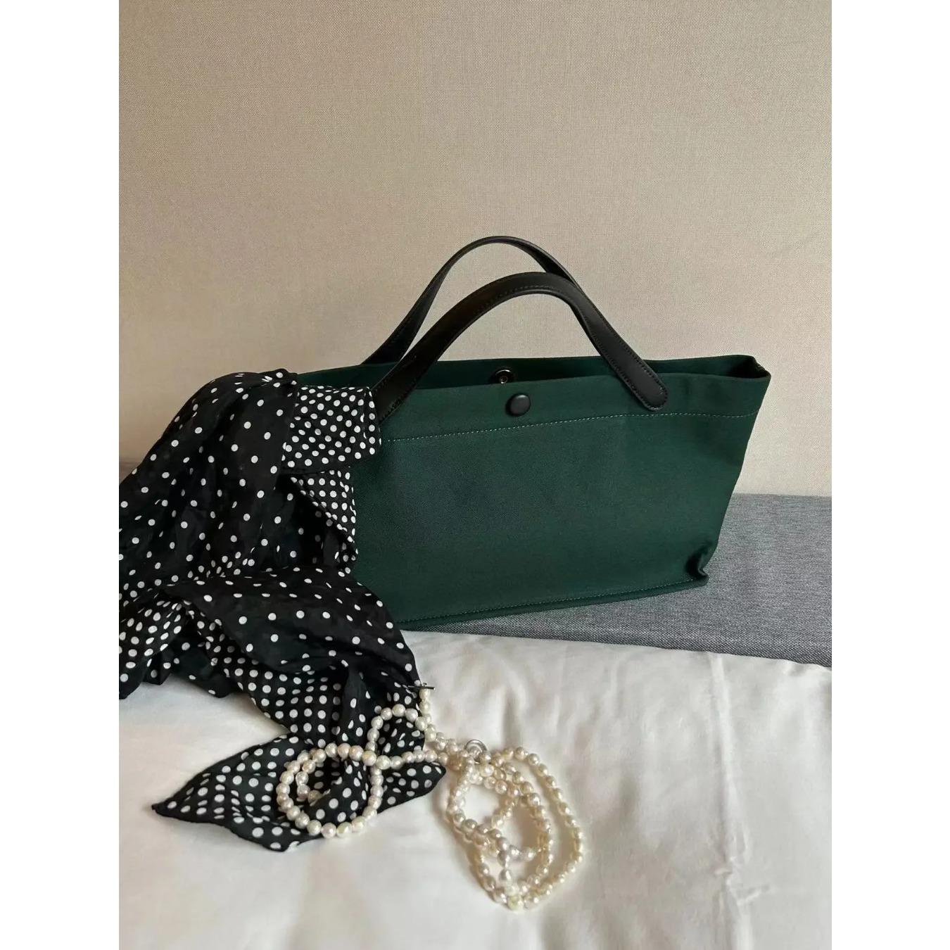 Новая женская повседневная ретро-сумка из искусственной замши на одно плечо, простая дорожная сумка большой вместимости
Новая женская повседневная ретро-сумка из искусственной замши на одно плечо, простая дорожная сумка большой вместимости