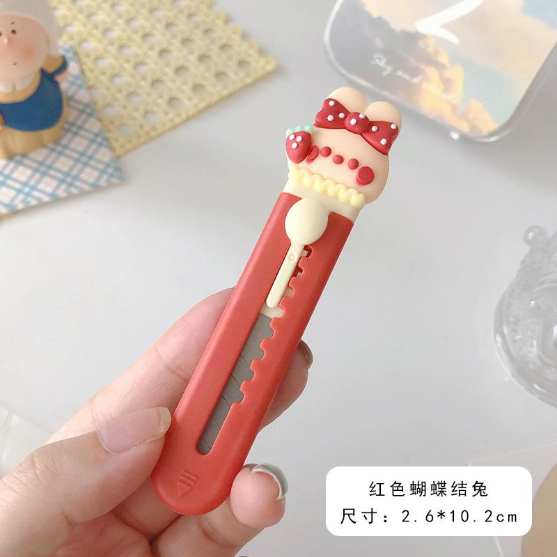 Mini high looking courier knife for students to use handmade soft plastic three dimensional cartoon shape utility knife paper
Mini high looking courier knife for students to use handmade soft plastic three dimensional cartoon shape utility knife paper