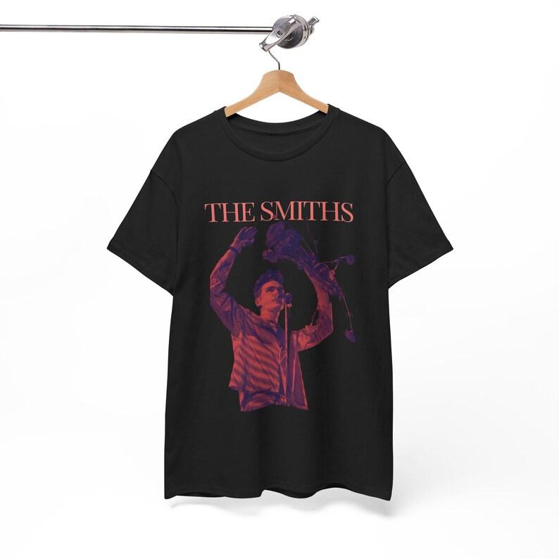 2026 Summer Fashion Trendy Tee Vintage the Smiths Shirt L Morrissey Graphic Tee L 80s New Wave Hip Hop Streetwear Oversized Tshirt 4XL
2026 Summer Fashion Trendy Tee Vintage the Smiths Shirt L Morrissey Graphic Tee L 80s New Wave Hip Hop Streetwear Oversized Tshirt 4XL