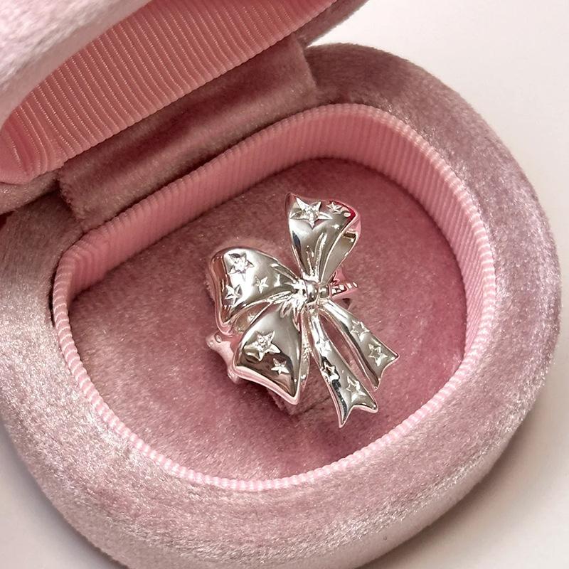 Romantic Glossy Star Ribbon bowknot Ring Small Fresh Style high-quality rings for women Adjustable Wedding Beautiful Jewelry resizable серебряный
Romantic Glossy Star Ribbon bowknot Ring Small Fresh Style high-quality rings for women Adjustable Wedding Beautiful Jewelry resizable серебряный