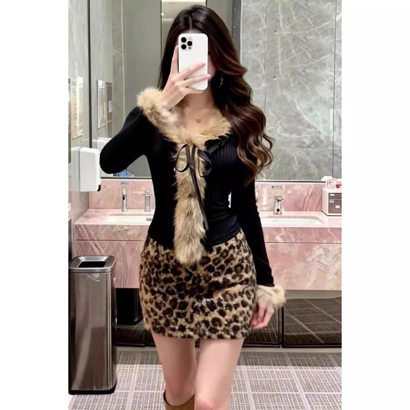 Pure Desire Mature Women s Two-Piece: Fur Patchwork Long Sleeve Top & Leopard Print Skirt for Autumn/Winter XL
Pure Desire Mature Women s Two-Piece: Fur Patchwork Long Sleeve Top & Leopard Print Skirt for Autumn/Winter XL