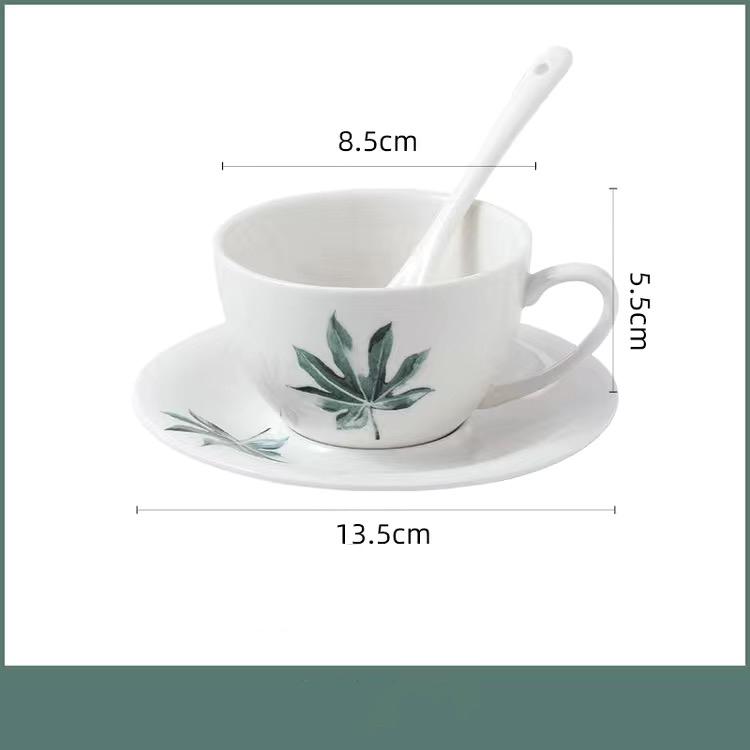 Простая кофейная чашка с цветком в скандинавском стиле и тарелка, набор из двух частей, керамическая чашка, чашка для воды, чашка для послеобеденного чая, молока
Простая кофейная чашка с цветком в скандинавском стиле и тарелка, набор из двух частей, керамическая чашка, чашка для воды, чашка для послеобеденного чая, молока