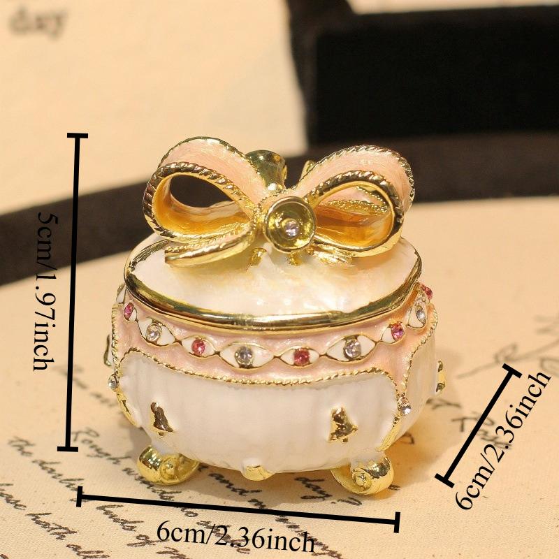 1pcs Enamel Metal Jewelry Box Bow Bell Ring Wedding Proposal Ring Holder Accessory Organizer Safe Material Portable розовый
1pcs Enamel Metal Jewelry Box Bow Bell Ring Wedding Proposal Ring Holder Accessory Organizer Safe Material Portable розовый