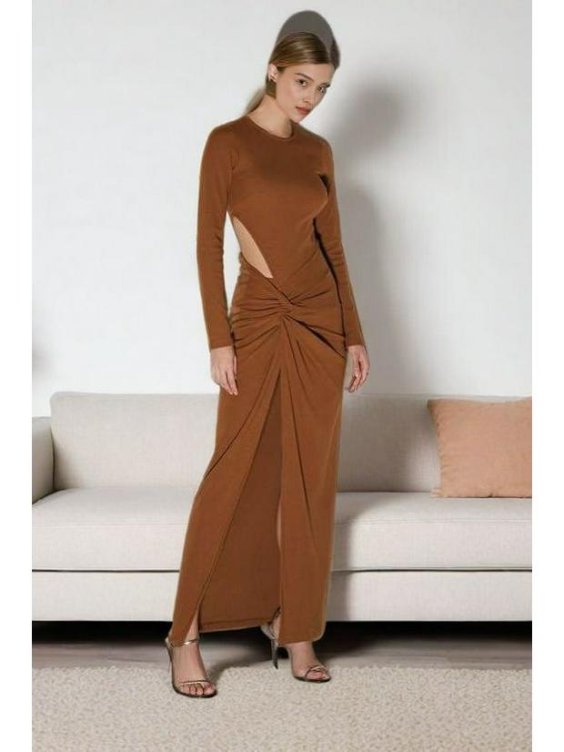 2025 Summer Elegant European & American Women s Round Neck Slit Pleated Long Sleeve Waist-cinching Dress M светло-коричневого
2025 Summer Elegant European & American Women s Round Neck Slit Pleated Long Sleeve Waist-cinching Dress M светло-коричневого