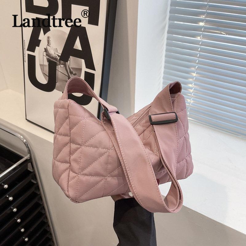 LC Элегантные модные женские сумки Женская сумка через плечо Маленькая сумка через плечо Женская сумка
LC Элегантные модные женские сумки Женская сумка через плечо Маленькая сумка через плечо Женская сумка