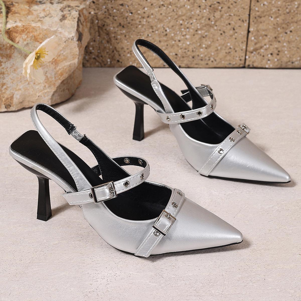 2025 spring and summer high-end new pointed rivets sandals rear empty shallow rivets fashionable versatile Spice Girls high street women s shoes 42 серебряный
2025 spring and summer high-end new pointed rivets sandals rear empty shallow rivets fashionable versatile Spice Girls high street women s shoes 42 серебряный