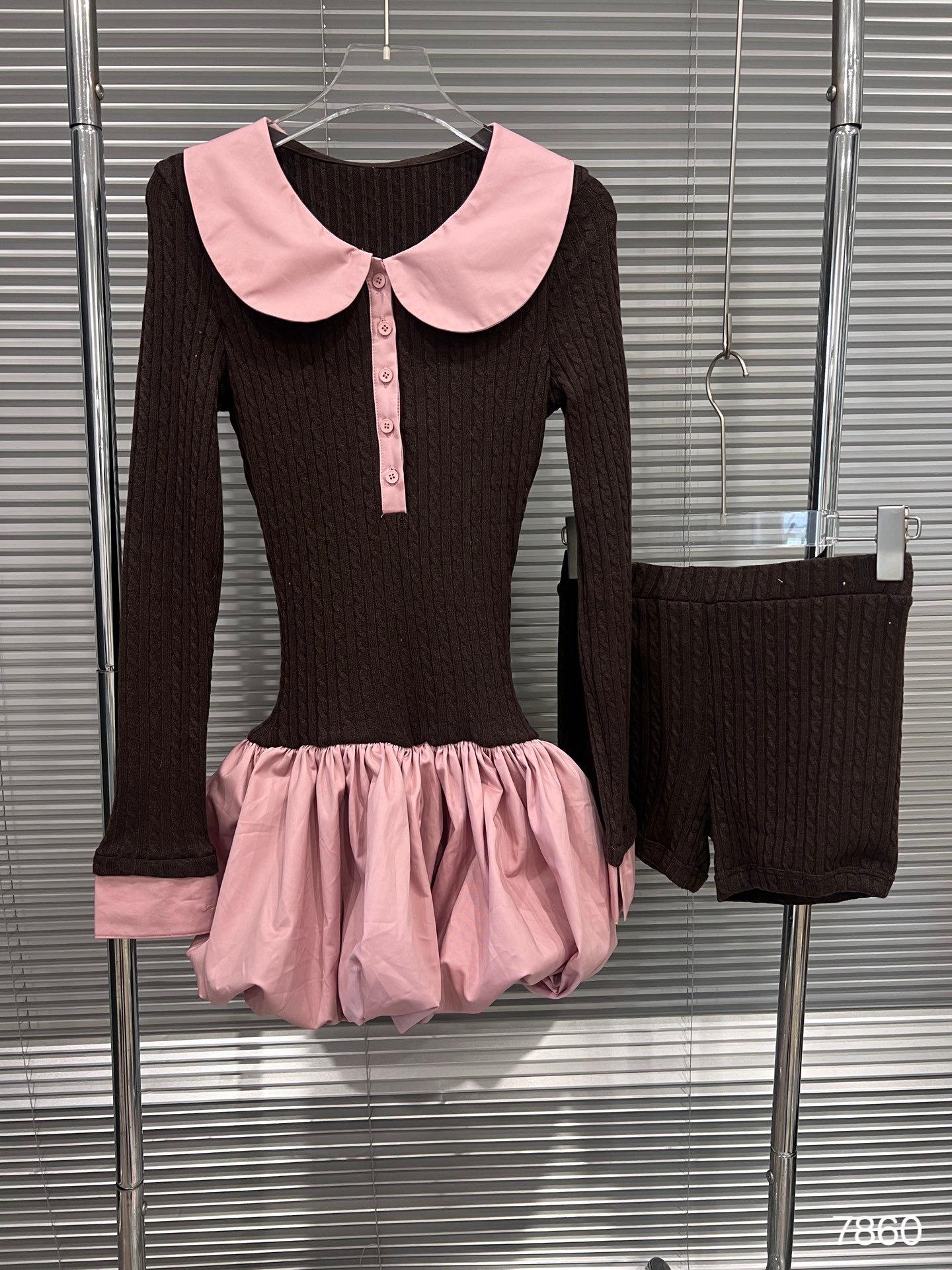 Spring 2026 High-End Color Block Knitwear with Patchwork Lapel, Long Sleeves, and Leggings Puffy Skirt. Small
Spring 2026 High-End Color Block Knitwear with Patchwork Lapel, Long Sleeves, and Leggings Puffy Skirt. Small