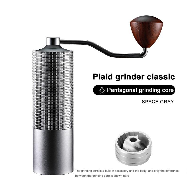 Aluminium alloy Hand Cranked Bean Grinder Seven Star Coffee Grinder Household Steel Core Hand Cranked Coffee Grinder Machine светло-серый
Aluminium alloy Hand Cranked Bean Grinder Seven Star Coffee Grinder Household Steel Core Hand Cranked Coffee Grinder Machine светло-серый