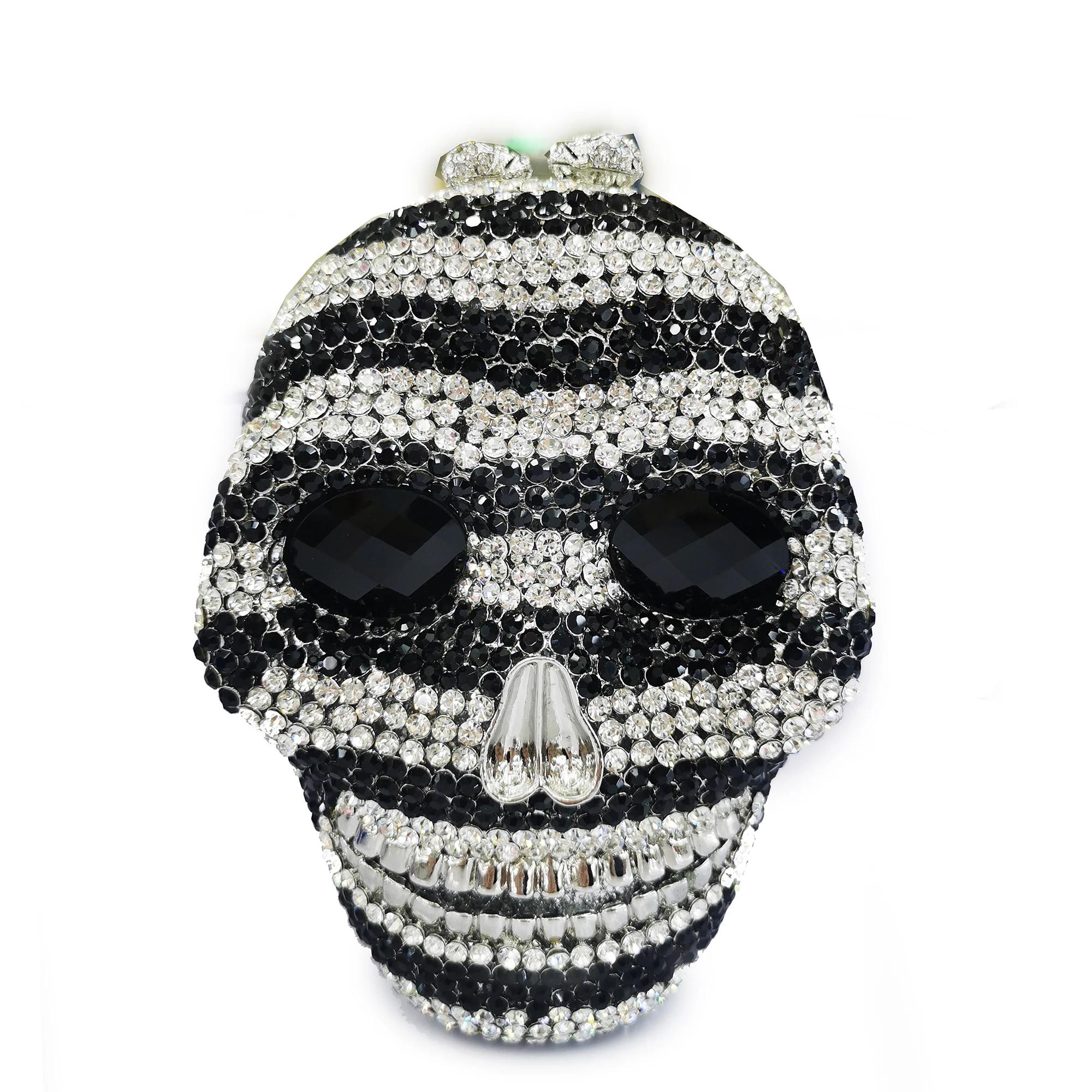 Luxury Skull Shape Evening Clutch Bag Rhinestone Diamond Women s Handbag White Black Red 4 Styles for Party Prom Money Wallet 18cmX13cmX8cm
Luxury Skull Shape Evening Clutch Bag Rhinestone Diamond Women s Handbag White Black Red 4 Styles for Party Prom Money Wallet 18cmX13cmX8cm