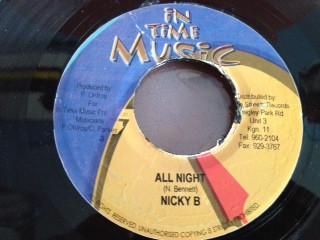 7-дюймовая пластинка NICKY B / CHICO - All Night / Spin Yu Roll NONE In Time Music 2004 Ямайка Регги, Ска и Даб Б/У
7-дюймовая пластинка NICKY B / CHICO - All Night / Spin Yu Roll NONE In Time Music 2004 Ямайка Регги, Ска и Даб Б/У