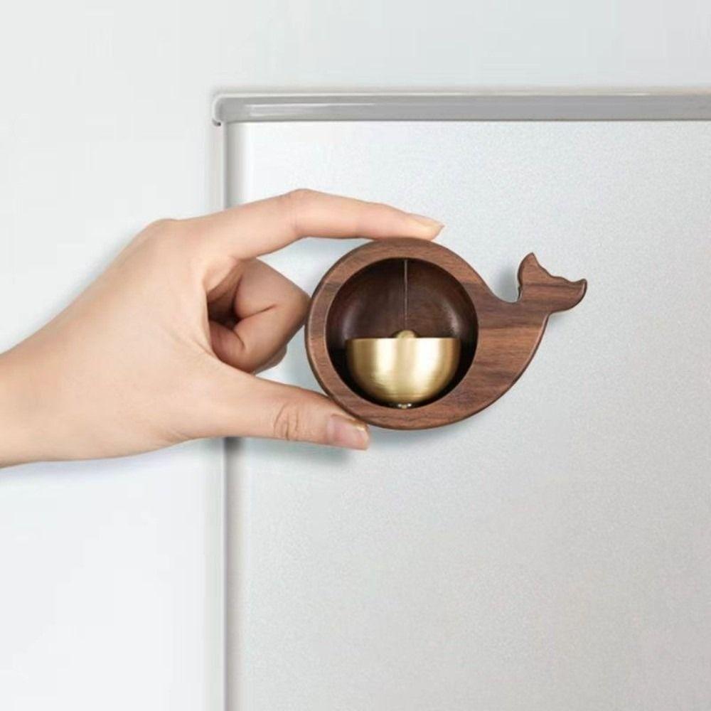 Wood Little Whale Doorbell Magnetic Suction Reminder Wind Bells Entrance Door Bells Home Ornament коричневий
Wood Little Whale Doorbell Magnetic Suction Reminder Wind Bells Entrance Door Bells Home Ornament коричневий