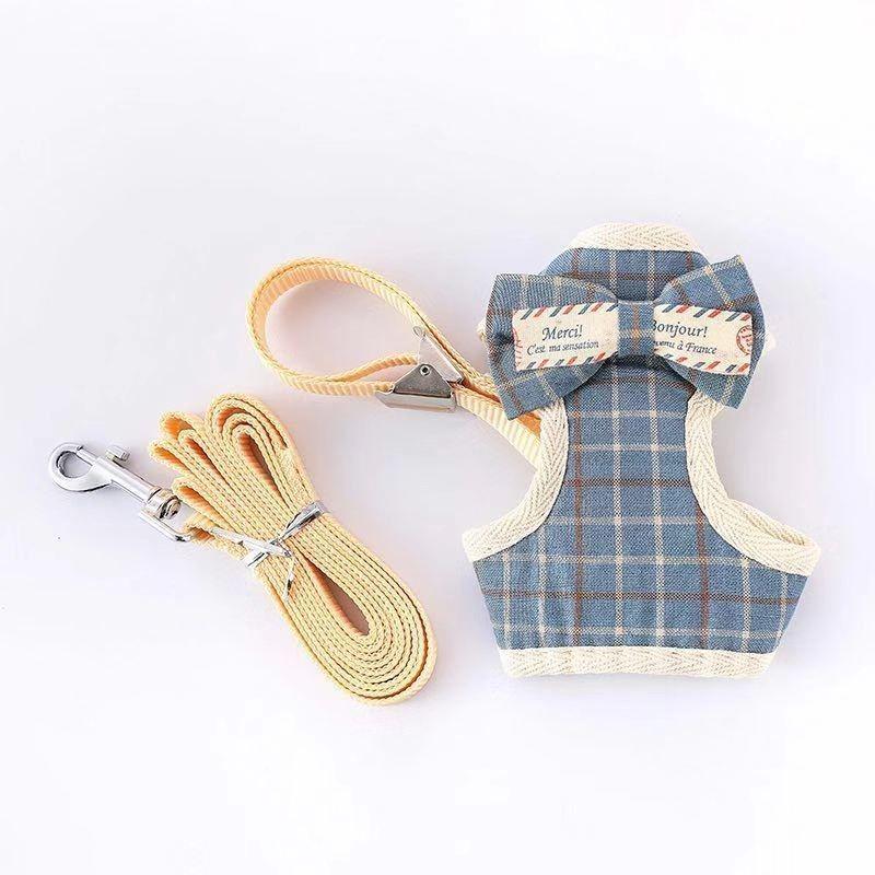 Escape-Proof Kitten Leash: Cute, Comfortable Vest-Style Cat Harness and Rope Chain with Free Shipping S-Small (2-4kg)
Escape-Proof Kitten Leash: Cute, Comfortable Vest-Style Cat Harness and Rope Chain with Free Shipping S-Small (2-4kg)
