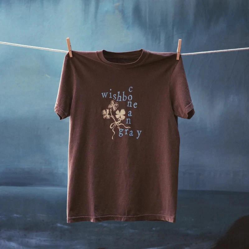 (Dark chocolate) Reprint- Clovers Crossword T-Shirt Gift for Friends Al Unisex T-Shirt M
(Dark chocolate) Reprint- Clovers Crossword T-Shirt Gift for Friends Al Unisex T-Shirt M