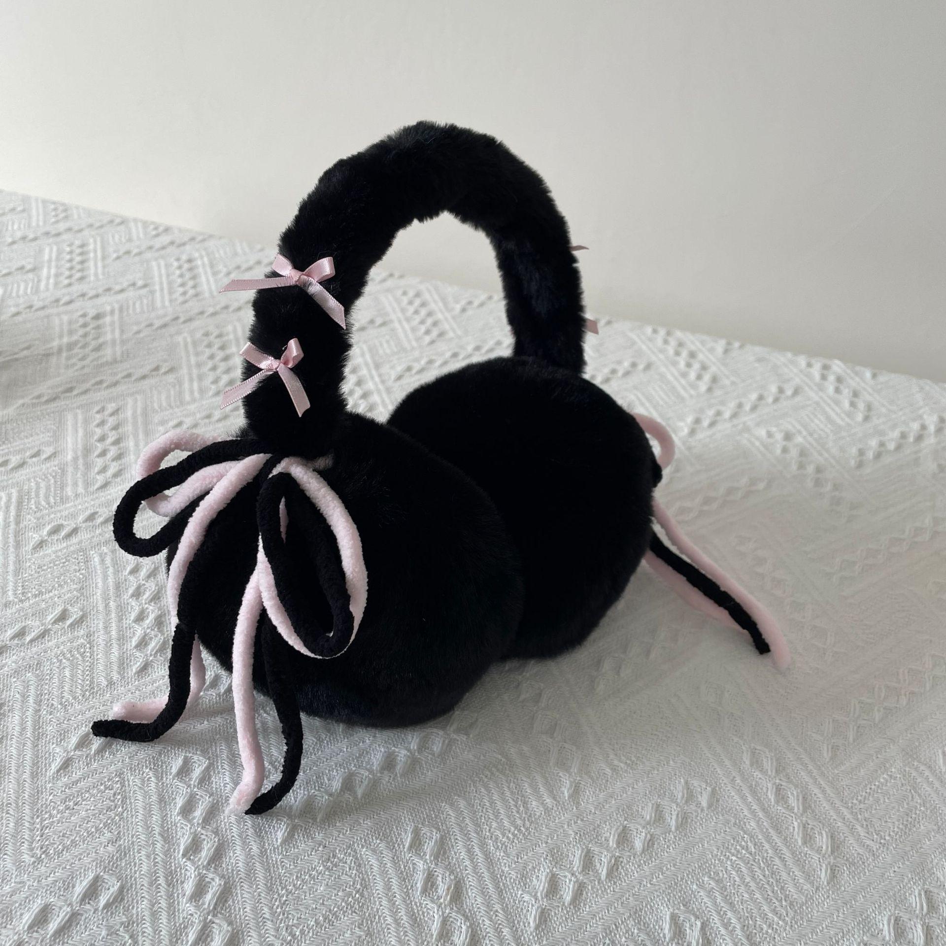 Милые плюшевые наушники зимние теплые утолщенные женские кавайные японские JK-ленты для защиты ушей повязка на голову велосипедные наушники-мешки аксессуары
Милые плюшевые наушники зимние теплые утолщенные женские кавайные японские JK-ленты для защиты ушей повязка на голову велосипедные наушники-мешки аксессуары