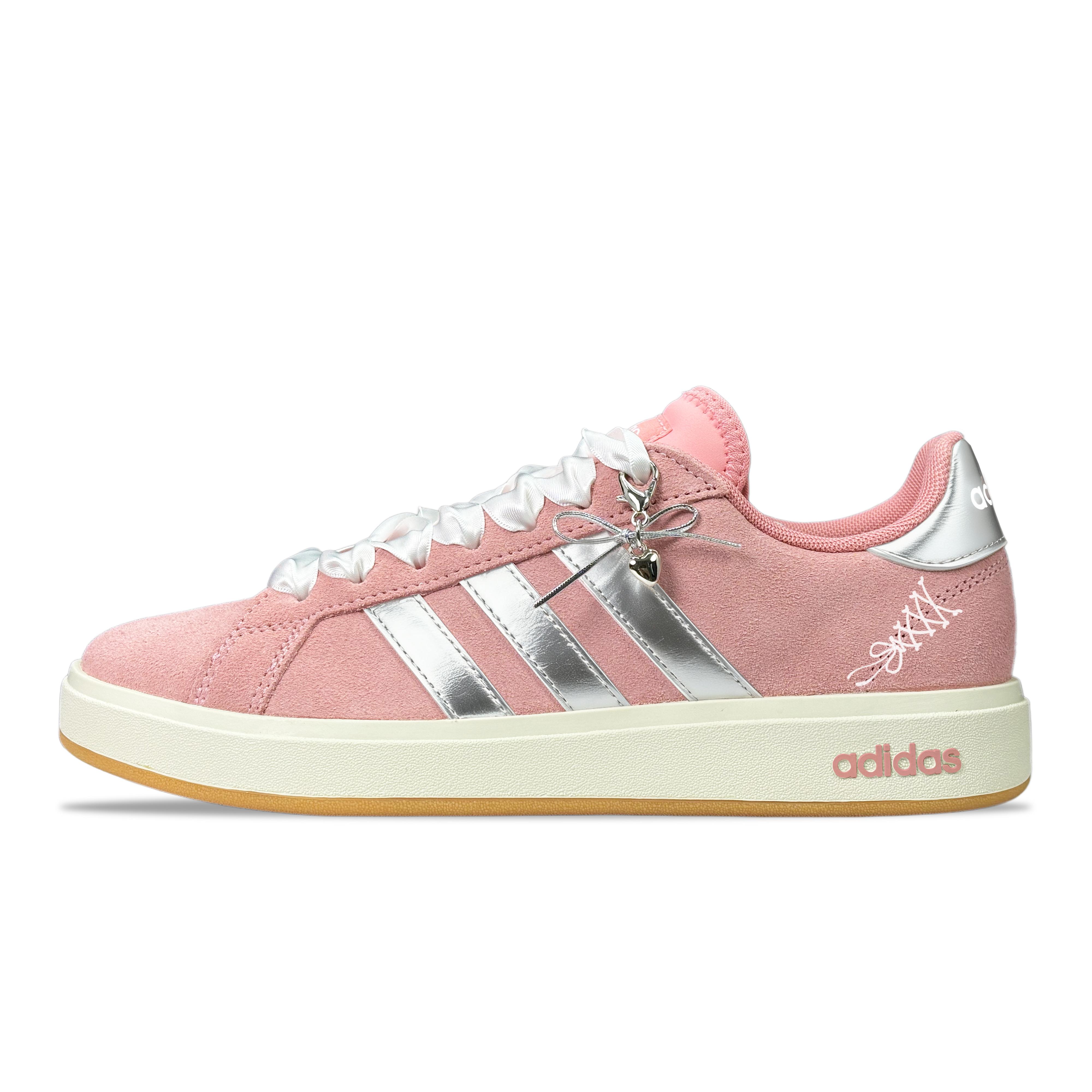 Adidas GRAND COURT 00s Skateboard Shoes Unisex Low Top Silver JR7110(Team501-) 41⅓
Adidas GRAND COURT 00s Skateboard Shoes Unisex Low Top Silver JR7110(Team501-) 41⅓