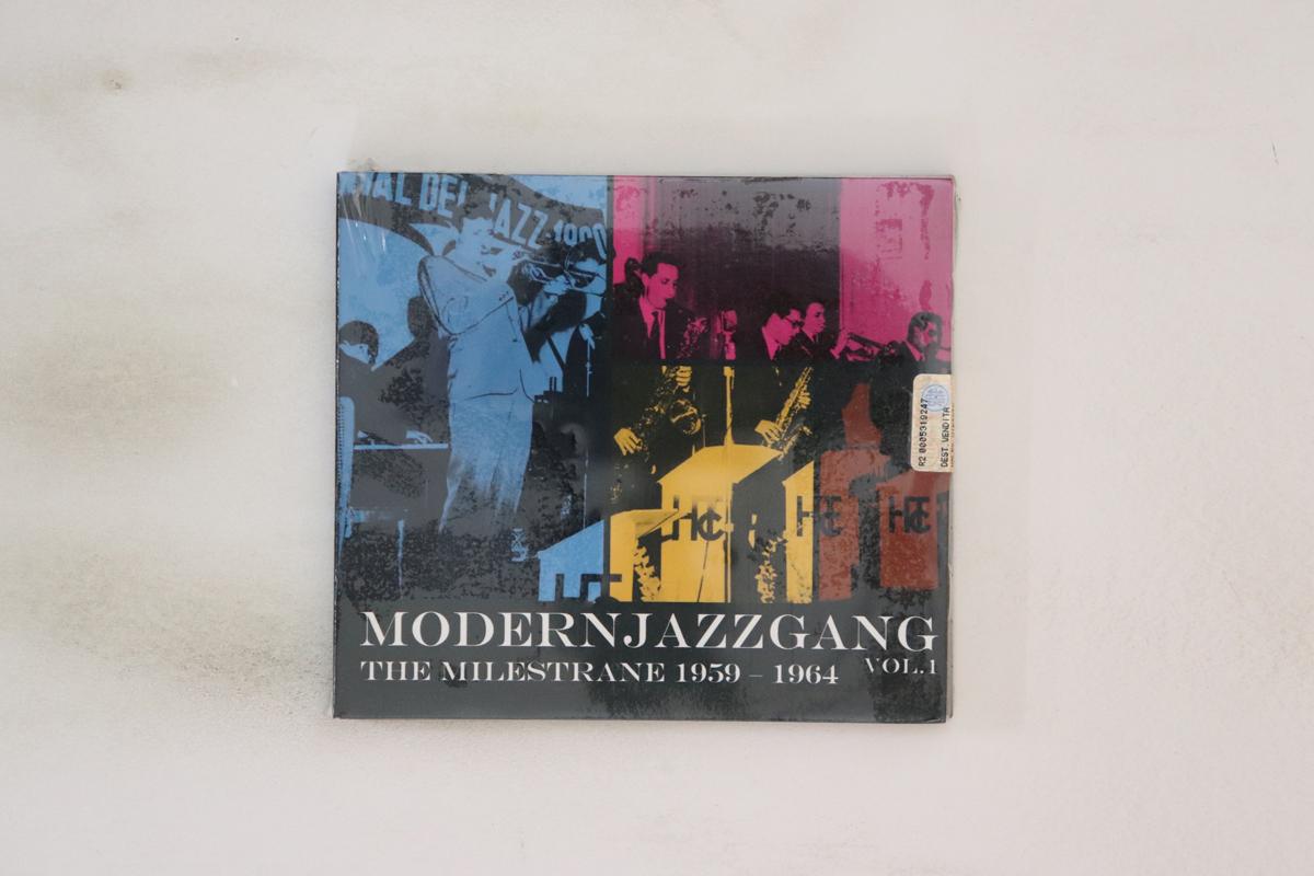 CD MODERN JAZZ GANG Vol. 1 The Milestrane 1959 1964 GRC013 GIAGUARO 2014 Italy Jazz Used
CD MODERN JAZZ GANG Vol. 1 The Milestrane 1959 1964 GRC013 GIAGUARO 2014 Italy Jazz Used