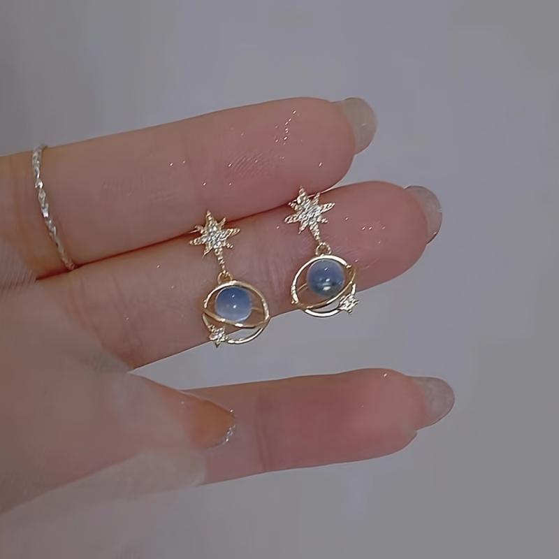 Вдохновленные галактикой синие серьги-пусеты из кубического циркония сплав и синтетический кристалл французский стиль украшения для повседневной носки синий
Вдохновленные галактикой синие серьги-пусеты из кубического циркония сплав и синтетический кристалл французский стиль украшения для повседневной носки синий