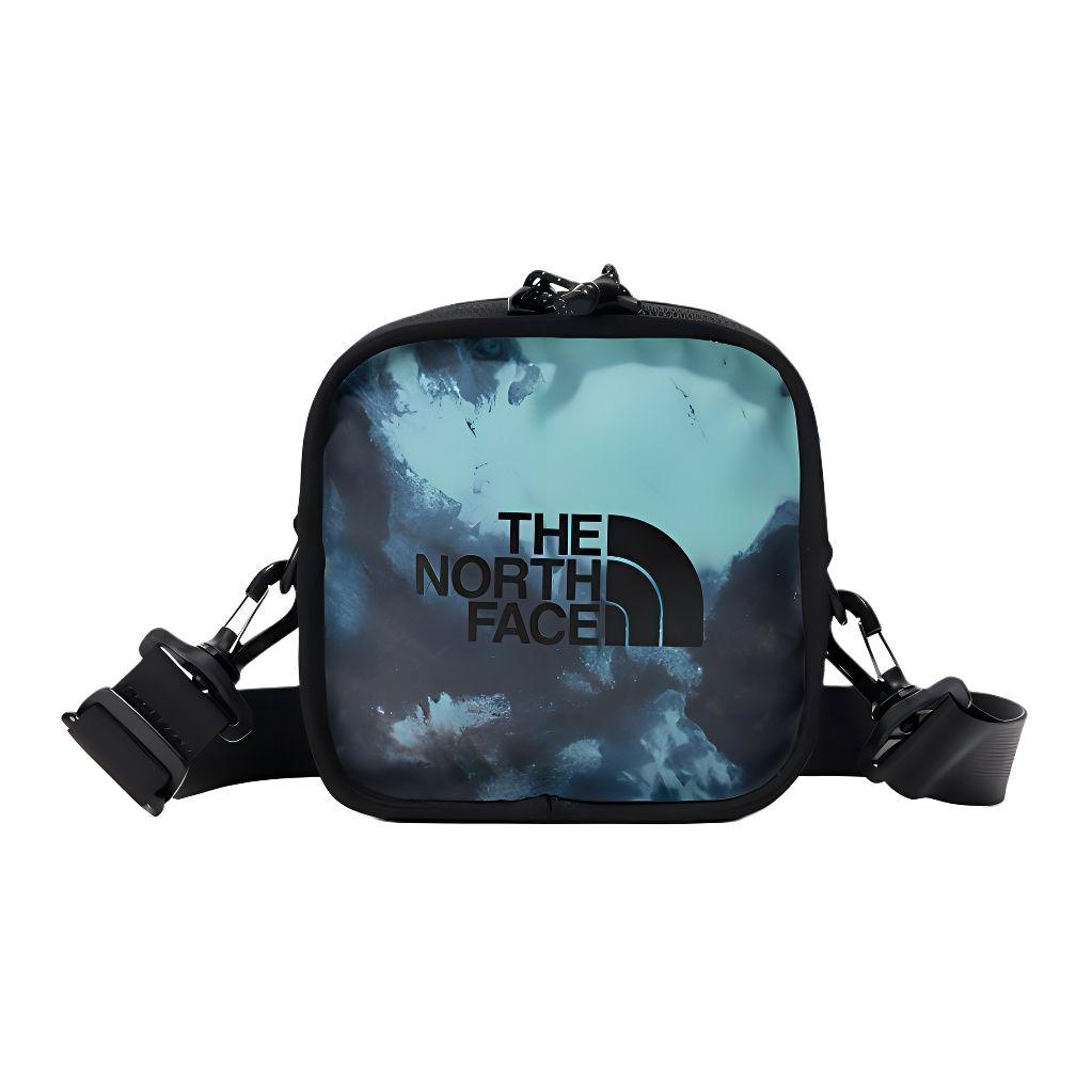 The North Face 2.3L Lightweight Convenient Zipper Outdoor Bag Unisex bags Black Green NF0A3VWS-95A Black/Green
The North Face 2.3L Lightweight Convenient Zipper Outdoor Bag Unisex bags Black Green NF0A3VWS-95A Black/Green