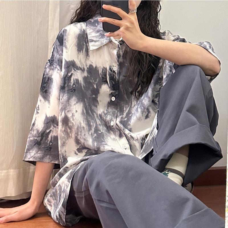 Summer New Loose Trendy Brand American Retro Washing Tie-dyed Short-sleeved Shirt for Women Half-sleeved Teenager S сірий
Summer New Loose Trendy Brand American Retro Washing Tie-dyed Short-sleeved Shirt for Women Half-sleeved Teenager S сірий