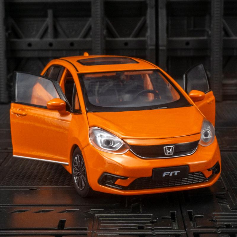 Honda Fit SUV Модель автомобиля из сплава со звуком и светом - Игрушка, подарок, украшение, коллекция
Honda Fit SUV Модель автомобиля из сплава со звуком и светом - Игрушка, подарок, украшение, коллекция