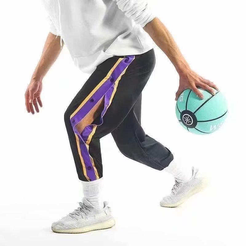 Мужские тренировочные разминочные брюки на кнопках для баскетбола Double Extra Large фиолетовый/чёрный
Мужские тренировочные разминочные брюки на кнопках для баскетбола Double Extra Large фиолетовый/чёрный