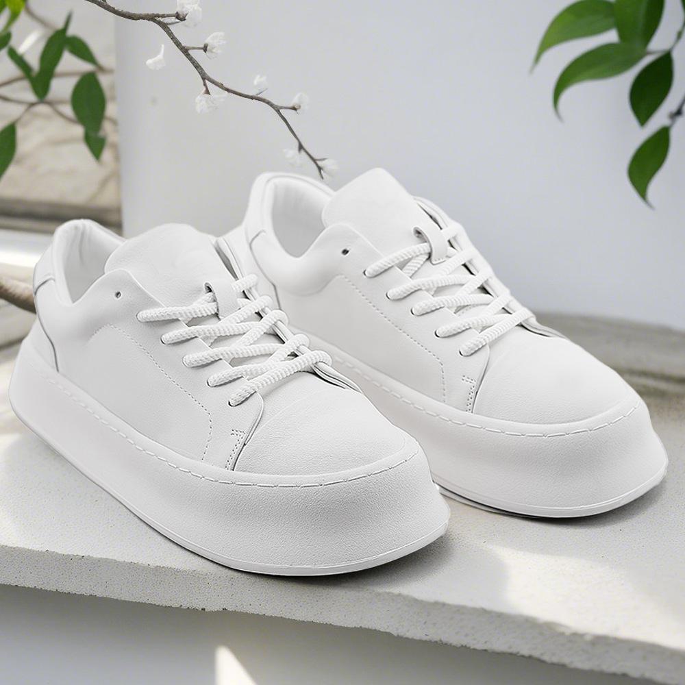 Little white shoes men s 2025 new muffin shoes high-end men s shoes versatile thick baseplate shoes ins trendy sports and leisure shoes 38
Little white shoes men s 2025 new muffin shoes high-end men s shoes versatile thick baseplate shoes ins trendy sports and leisure shoes 38
