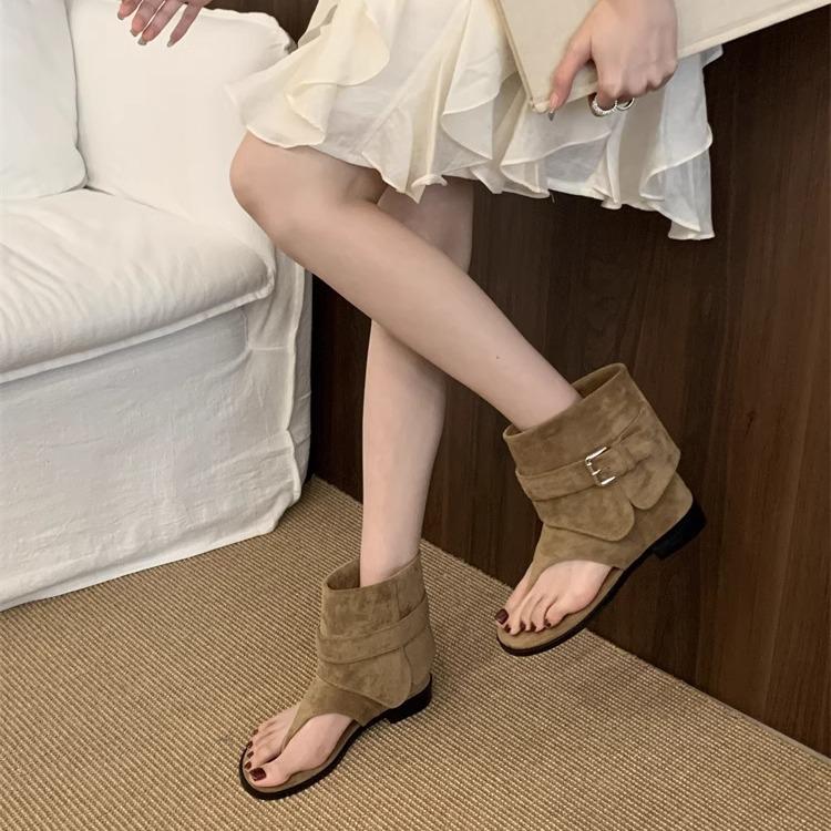 Blogger! Niche personality toe breathable cool boots women s casual flip-flops flat-bottomed short boots 35 чёрный
Blogger! Niche personality toe breathable cool boots women s casual flip-flops flat-bottomed short boots 35 чёрный