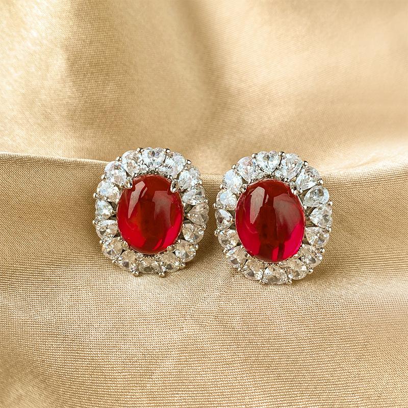 Ювелирные изделия Медное дно Позолоченное Ледяное семя Флуоресцентный Денье-образный Красный корунд Роскошный набор Вставной камень 18 * 25-13 * 18
Ювелирные изделия Медное дно Позолоченное Ледяное семя Флуоресцентный Денье-образный Красный корунд Роскошный набор Вставной камень 18 * 25-13 * 18