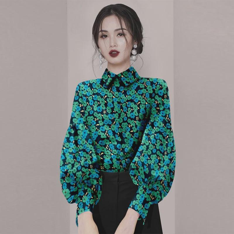 2023 Retro Chic Floral Flared Sleeve Top - Korean Style for the Sophisticated Woman Medium квітковий/зелений
2023 Retro Chic Floral Flared Sleeve Top - Korean Style for the Sophisticated Woman Medium квітковий/зелений