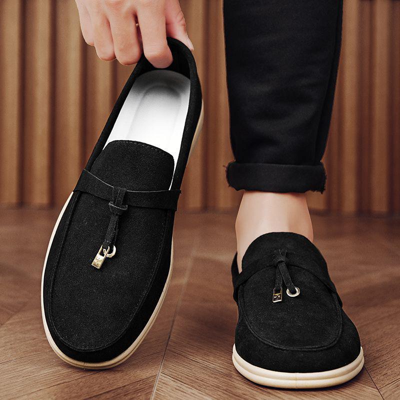 Летние мужские кожаные лоферы-слипоны 2025: Повседневная обувь для вождения на мягкой подошве 44 чёрный
Летние мужские кожаные лоферы-слипоны 2025: Повседневная обувь для вождения на мягкой подошве 44 чёрный