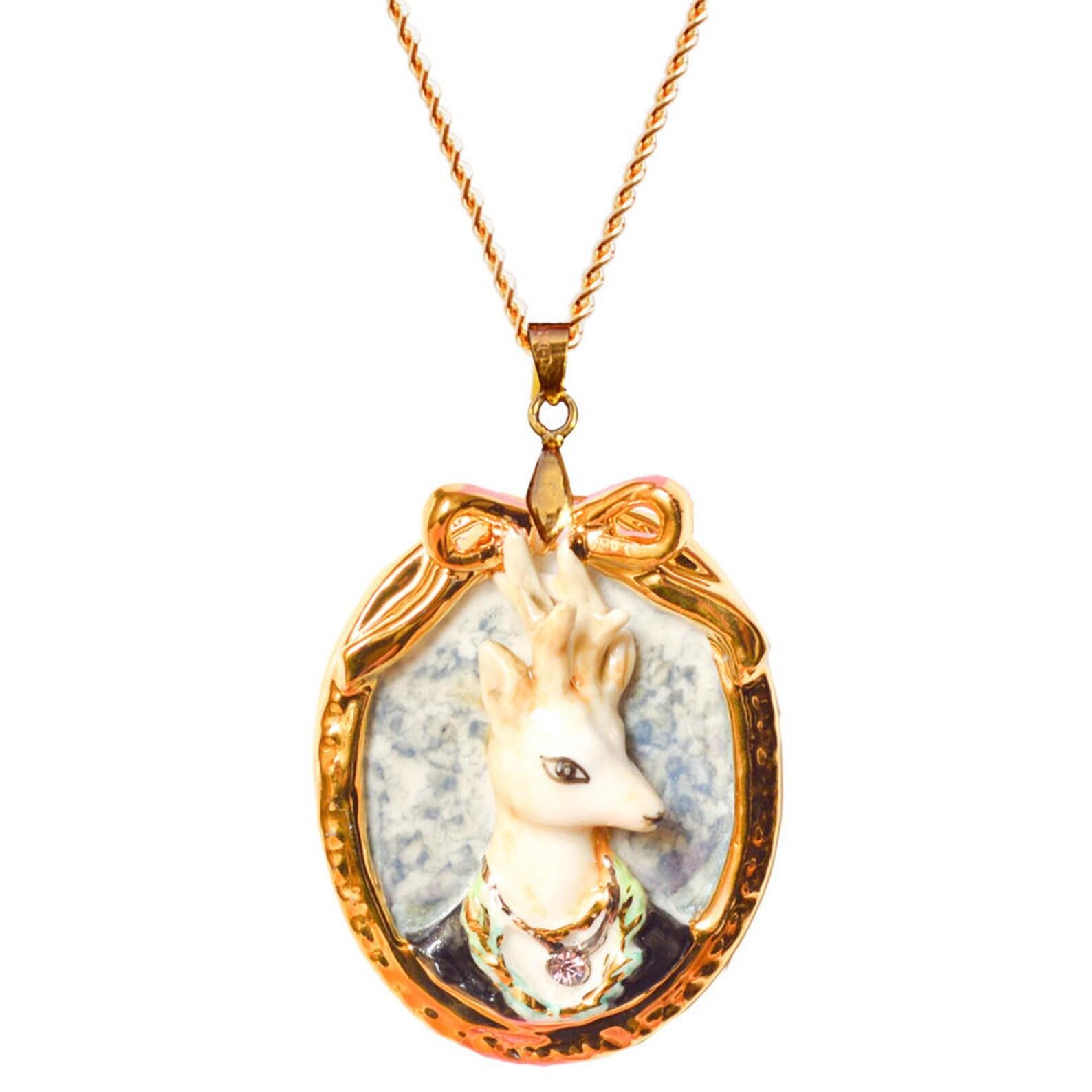 Vintage Gold Animal Relief Necklace Collection Niche Court Style Multi-Animal Modeling Accessories Single Item
Vintage Gold Animal Relief Necklace Collection Niche Court Style Multi-Animal Modeling Accessories Single Item