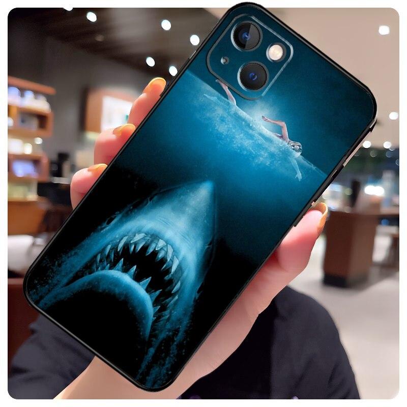 Чохол для iPhone 12 13 Pro 11 Pro Max XS X XR 6S 7 8 Plus SE2 12 13 Mini з постером фільму Щелепи iPhone SE 2020
Чохол для iPhone 12 13 Pro 11 Pro Max XS X XR 6S 7 8 Plus SE2 12 13 Mini з постером фільму Щелепи iPhone SE 2020