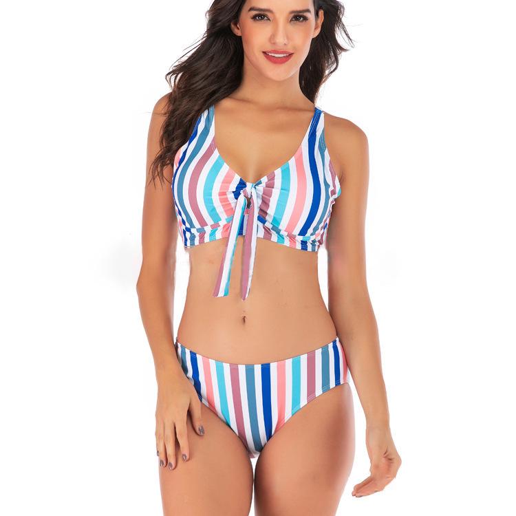 Европейский и американский женский сексуальный купальник бикини в радужную полоску XL
Европейский и американский женский сексуальный купальник бикини в радужную полоску XL