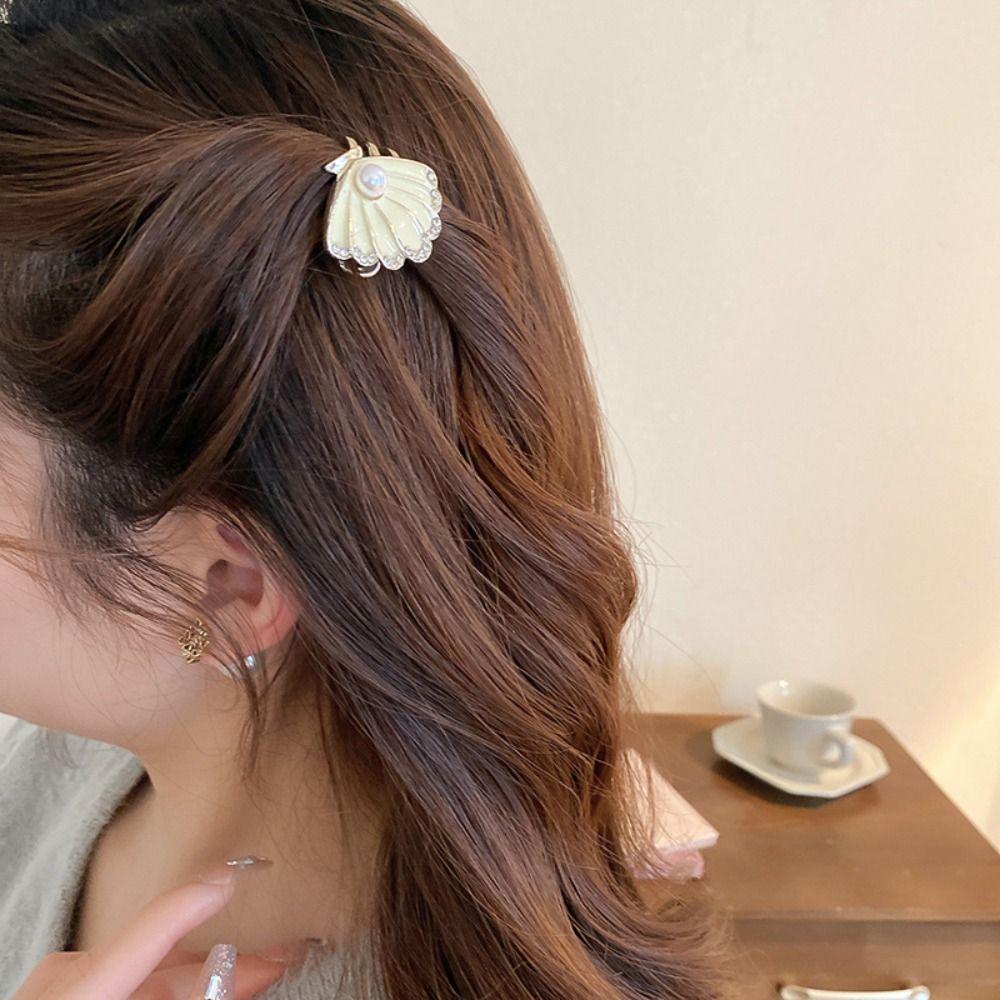 Mini Hair Claw Starfish Hair Claw Hair Clip Strawberry Mini Hair Claw Shell Hair Crab Clip Women
Mini Hair Claw Starfish Hair Claw Hair Clip Strawberry Mini Hair Claw Shell Hair Crab Clip Women