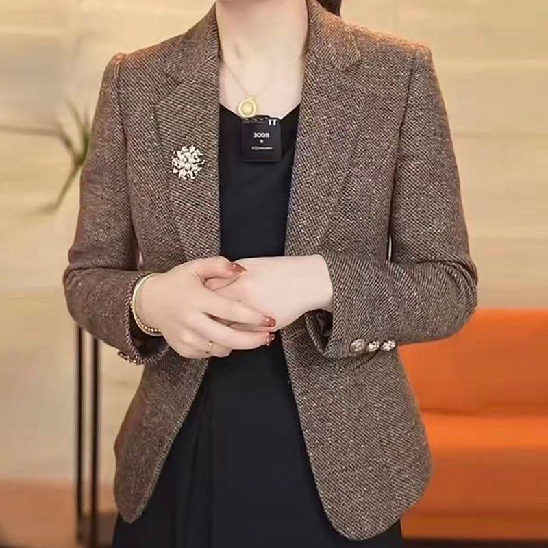 Women s Autumn/Winter Stylish Petite Blazer - Versatile, Slim, and Chic XL (recommended for 40-50 kg)
Women s Autumn/Winter Stylish Petite Blazer - Versatile, Slim, and Chic XL (recommended for 40-50 kg)