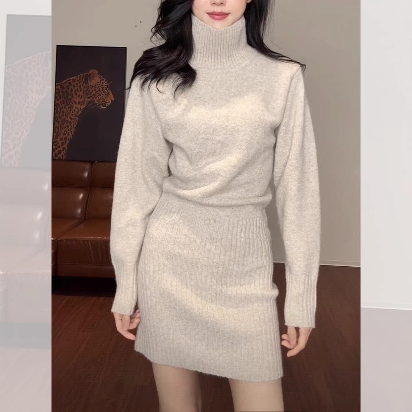 Luxury Black High-Neck Knit Sweater Dress for Women - Autumn/Winter Inner Layer with Coat, Waist-Cinching and Hip-Hugging Short Skirt. One Size
Luxury Black High-Neck Knit Sweater Dress for Women - Autumn/Winter Inner Layer with Coat, Waist-Cinching and Hip-Hugging Short Skirt. One Size